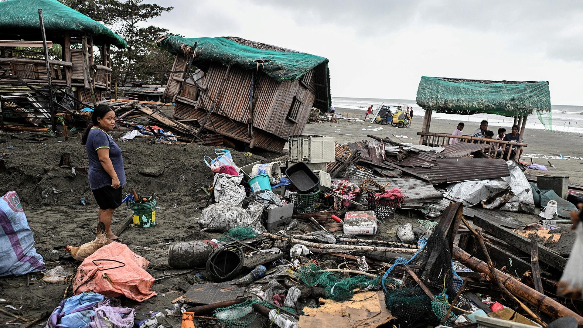 Zerstrte Htten an der Kste auf den Philippinen | REUTERS