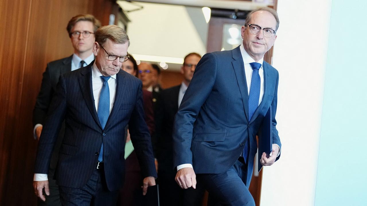 Comment on sanctions against Russia: Political weapons are also painful