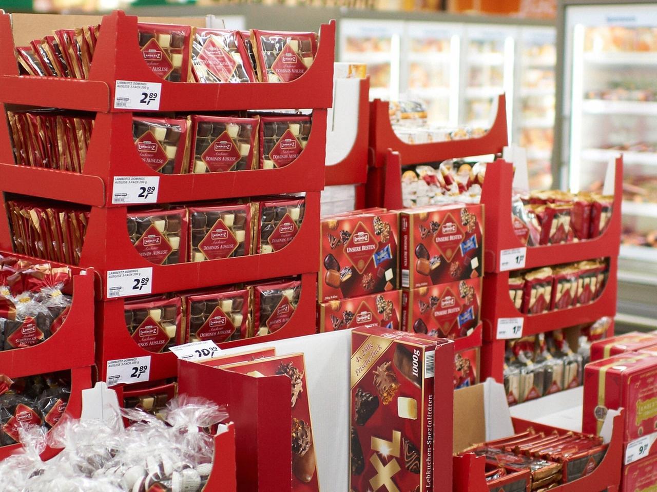 Weihnachtsartikel im Spätsommer: Warum Discounter jetzt schon Lebkuchen und Co.verkaufen