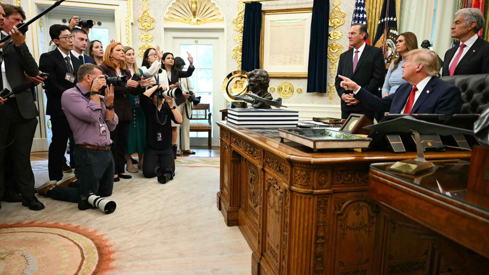 US-Präsident Trump verbietet CNN Zugang zum Weißen Haus