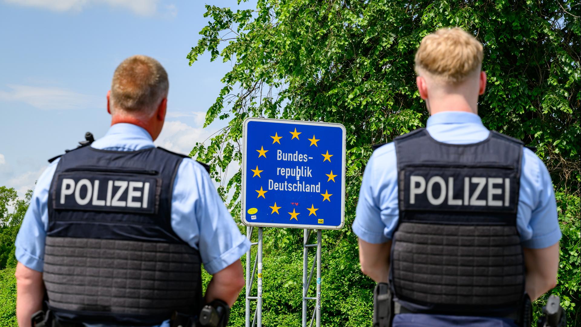 grenzkontrolle-polizei-102.jpg