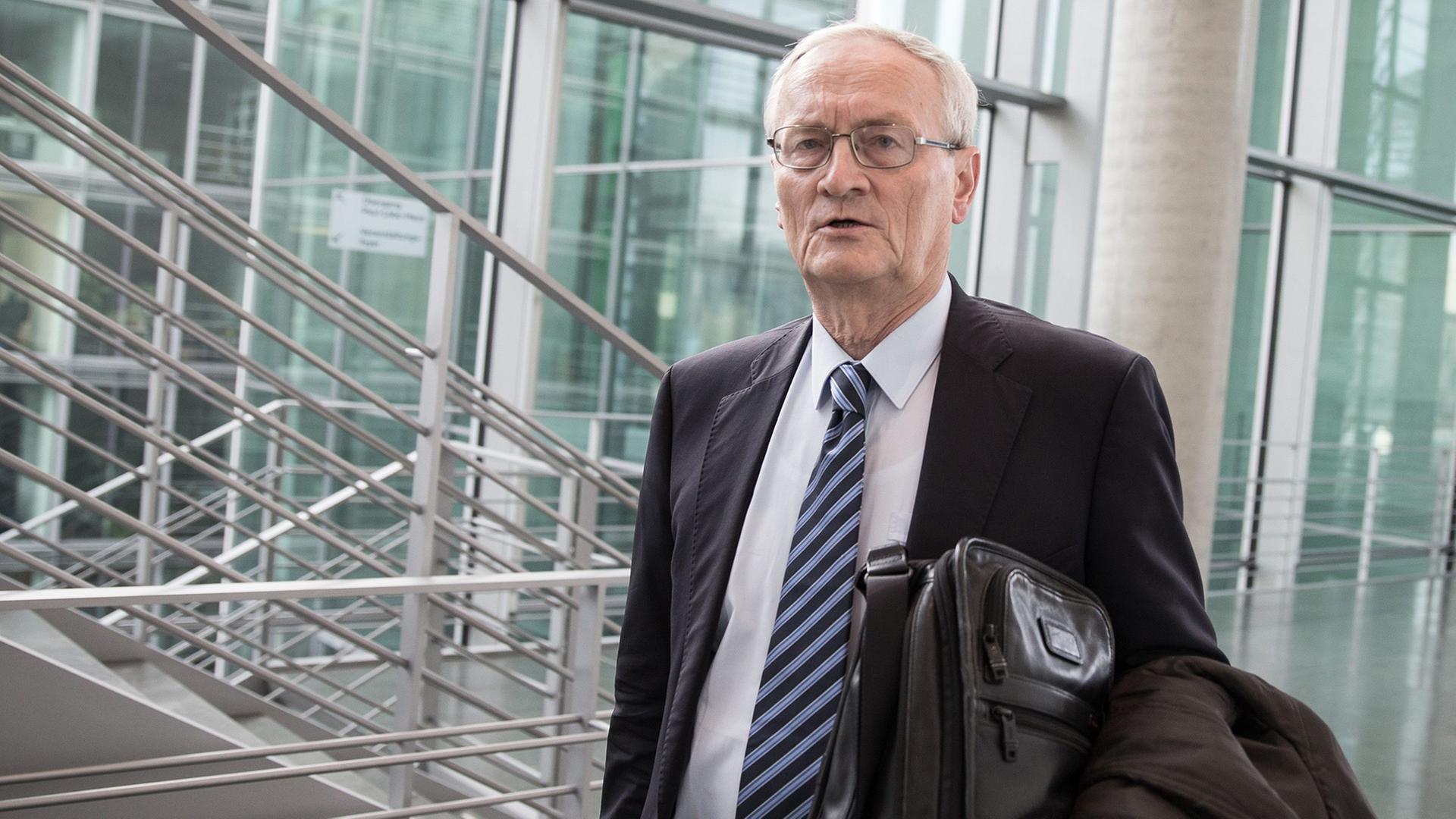 August Hanning (Archivbild vom 02.10.2015) | dpa