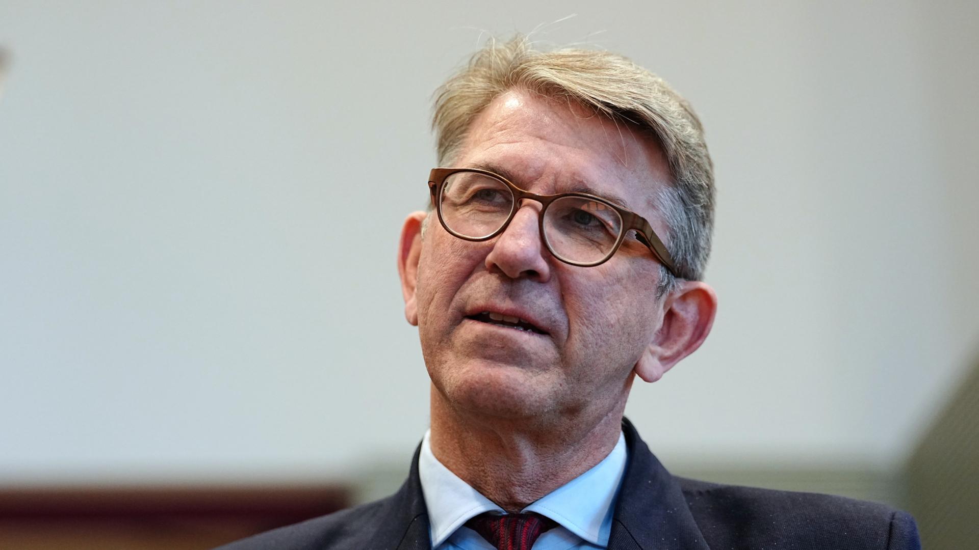 Wie es zum Wirbel um den Buchhandlungspreis kam