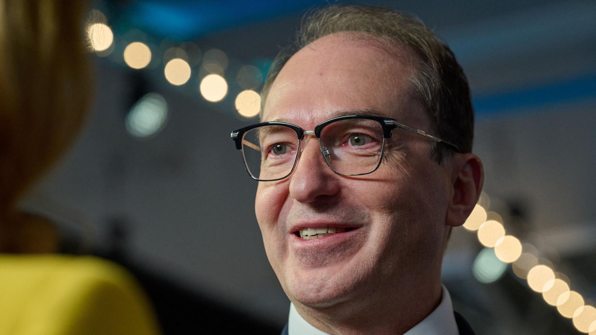 Dobrindt plant hohe Hürden für Vergesellschaftungen