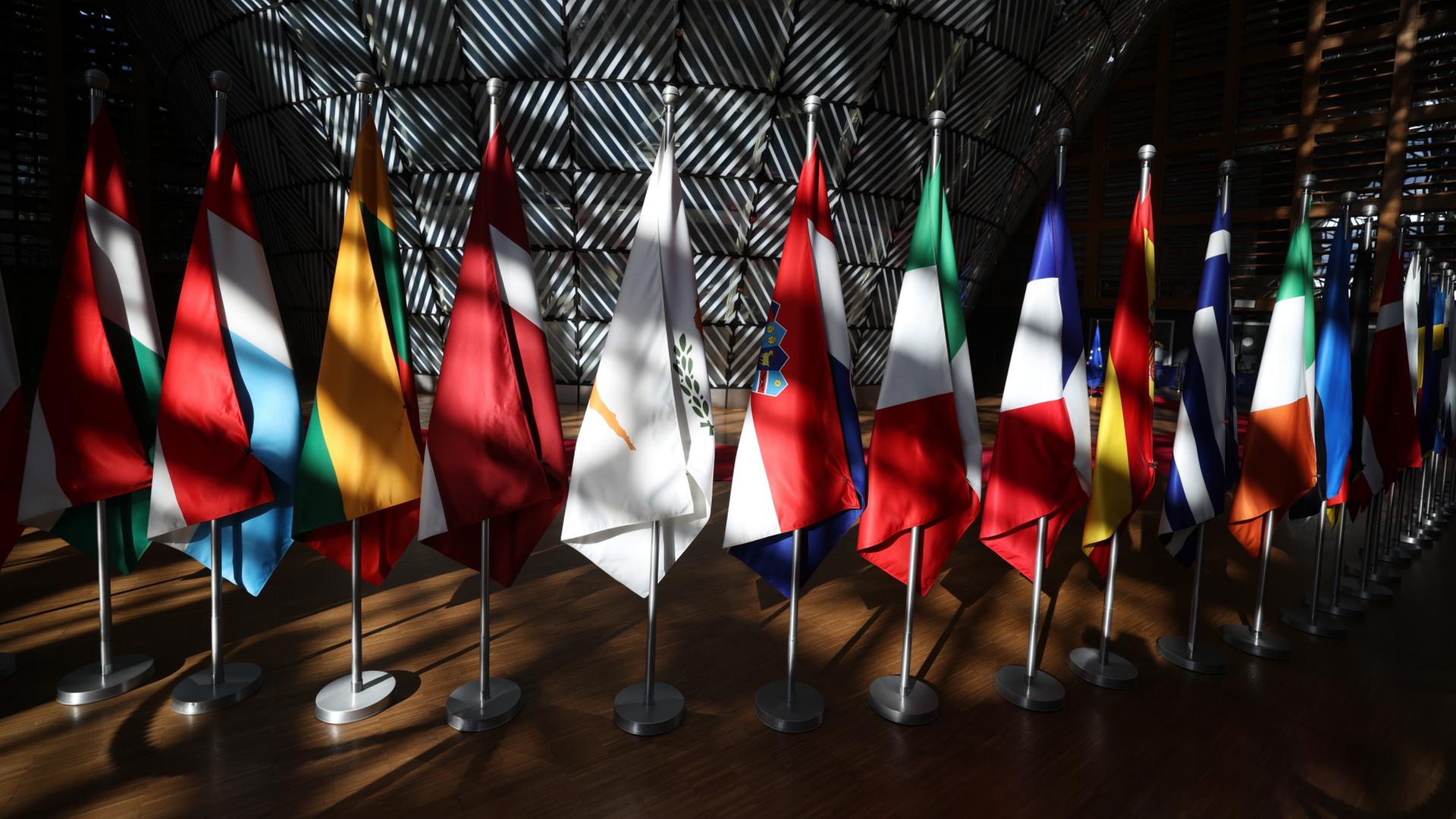 Flaggen der EU-Mitgliedsstaaten in BrÃ¼ssel | EPA
