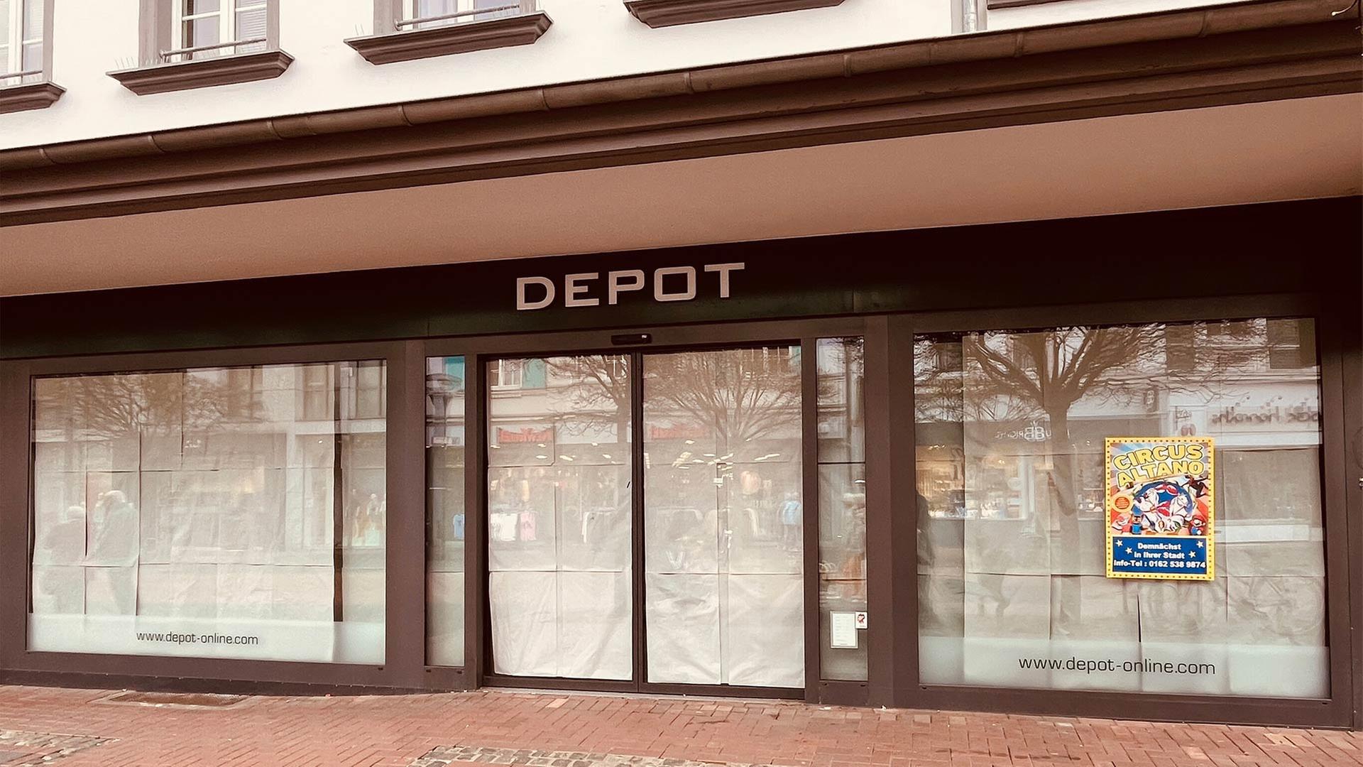 Eine geschlossene Filiale von Depot. | picture alliance/dpa