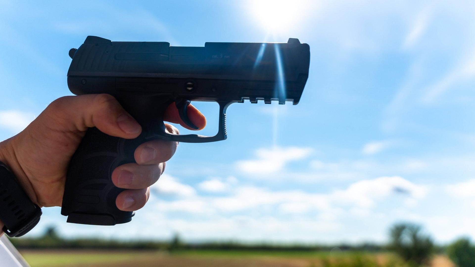 Polizistin in Oberschenkel geschossen: 25-Jähriger aus Prüm vor Gericht