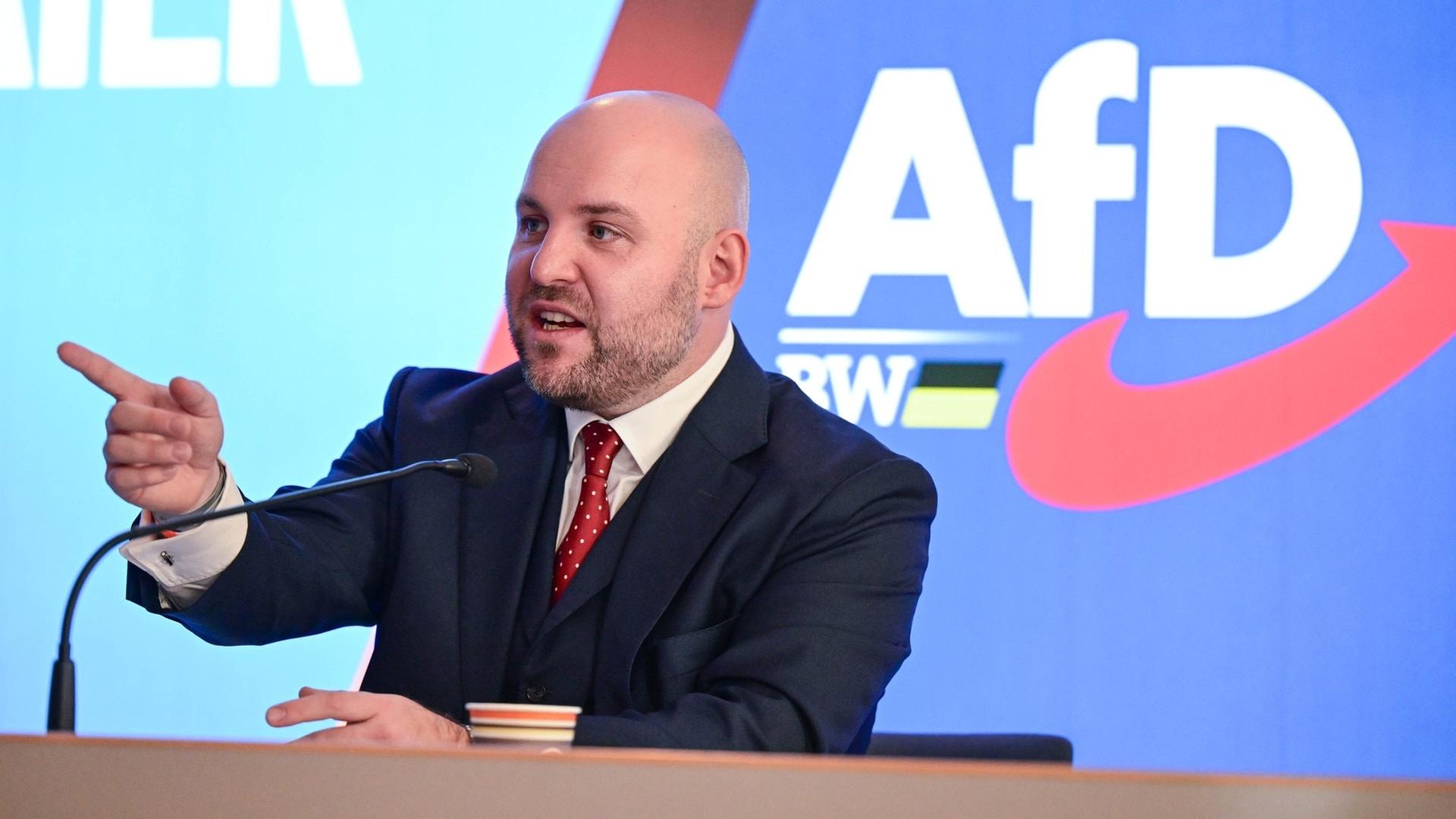 Baden-Württemberg: Frohnmaier wehrt sich gegen Vetternwirtschafts-Vorwürfe  | tagesschau.de