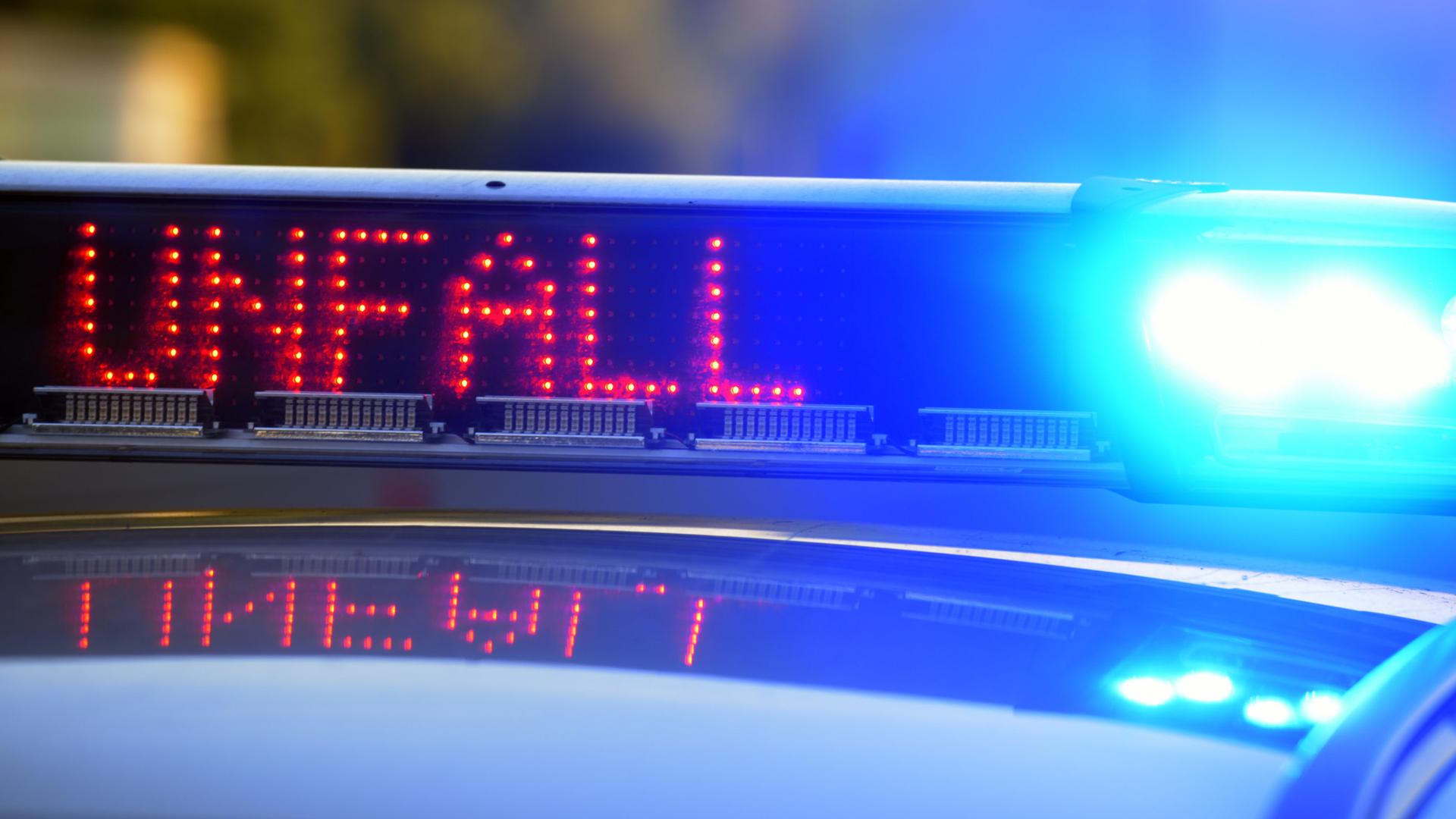 Unfall auf L12 bei Inden: Aggressives Insekt im Auto offenbar Ursache