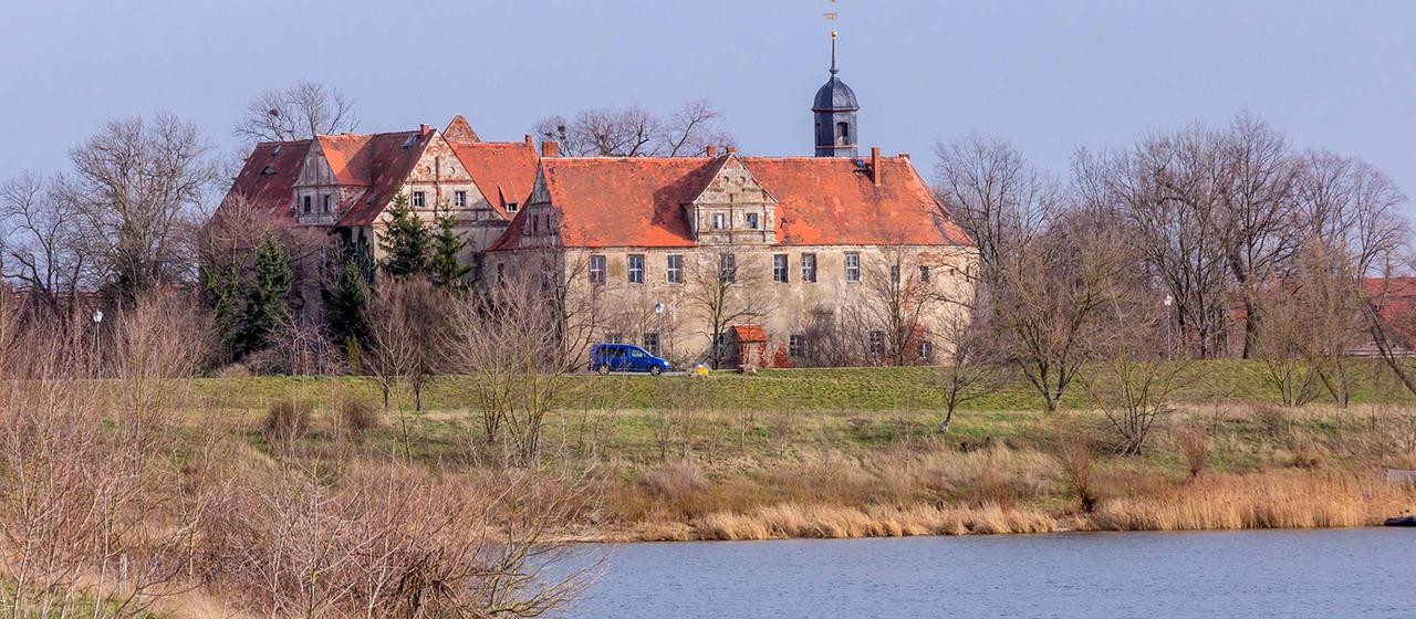 Das denkmalgeschützte Schloss von Mühlberg/Elbe.