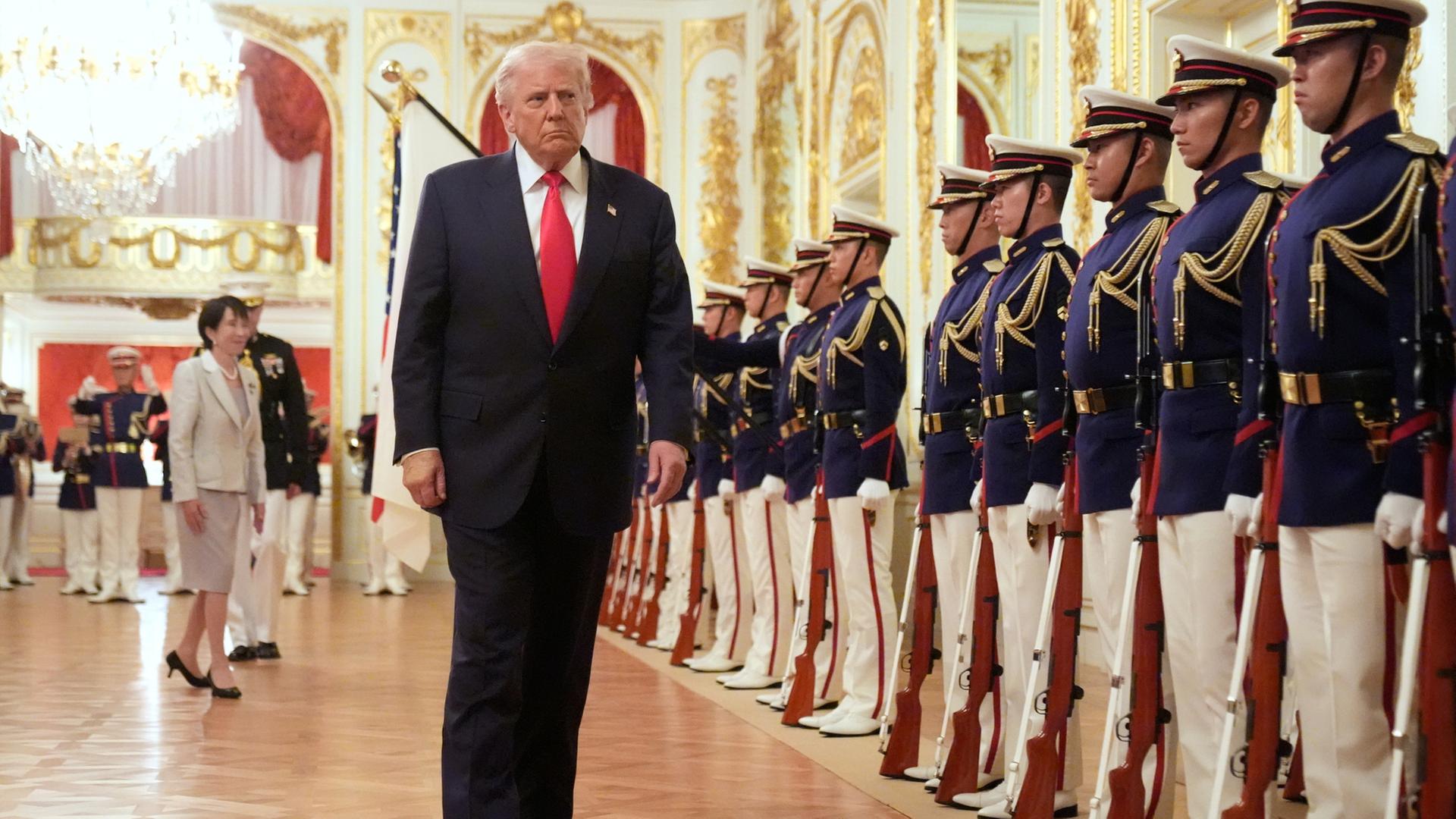 US-Präsident Trump bei seinem Besuch in Japan | dpa