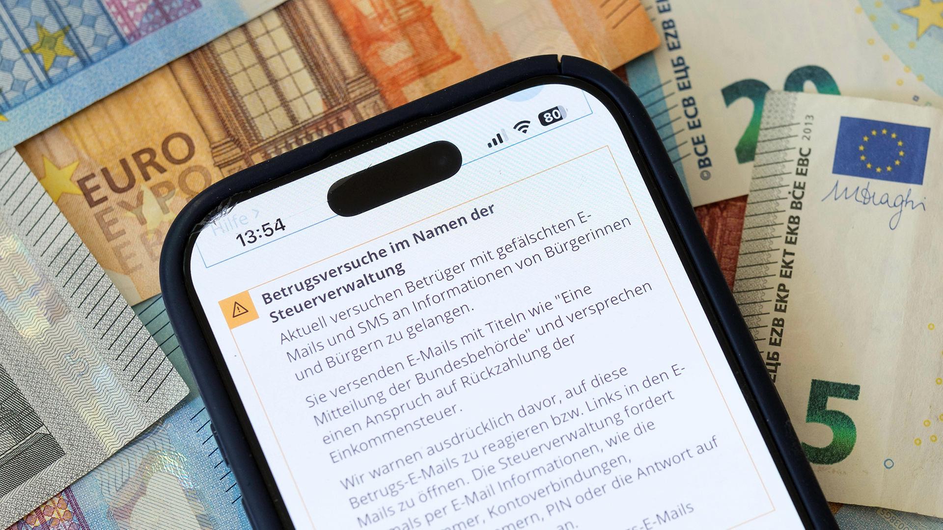 Vorsicht: Betrüger verschicken erneut gefälschte Steuermails