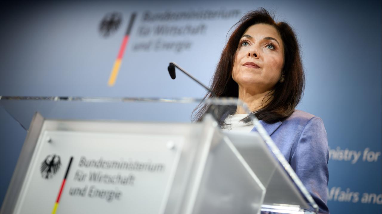 Bundesregierung halbiert Wachstumsprognose auf 0,5 Prozent