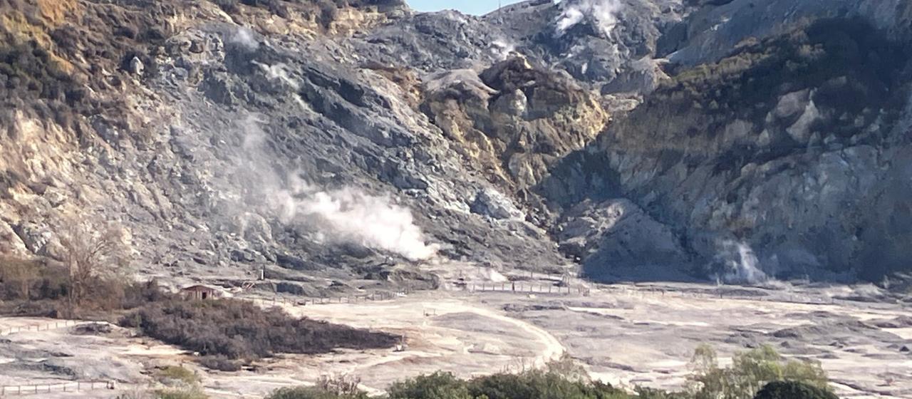 Die Solfatara in Pozzuoli, Italien.