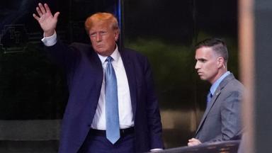Donald Trump vor dem Büro der Generalstaatsanwaltschaft in New York
