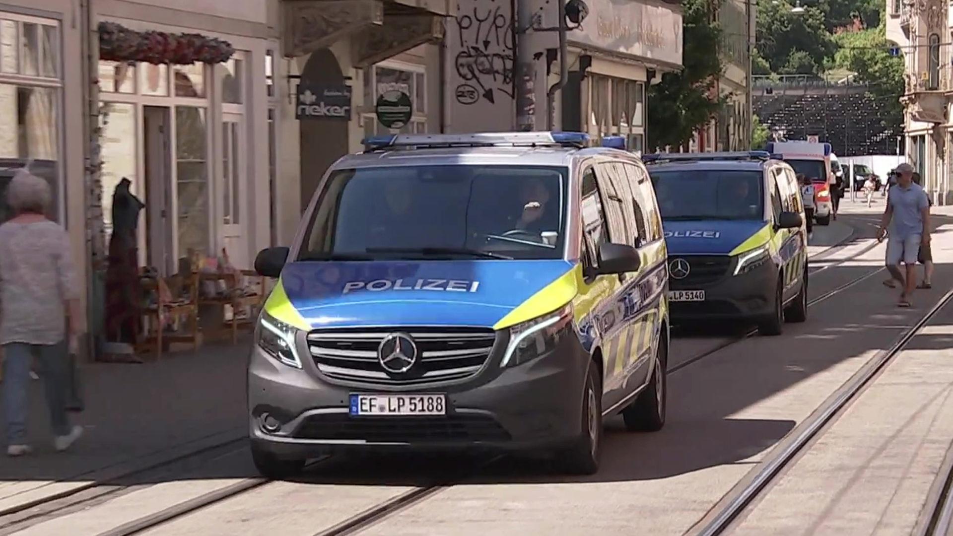 Großaufgebot der Polizei bei AfD-Bundesparteitag in Erfurt