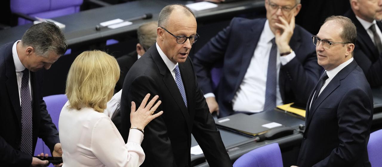 Merz scheitert im ersten Wahlgang bei Kanzlerwahl | tagesschau.de