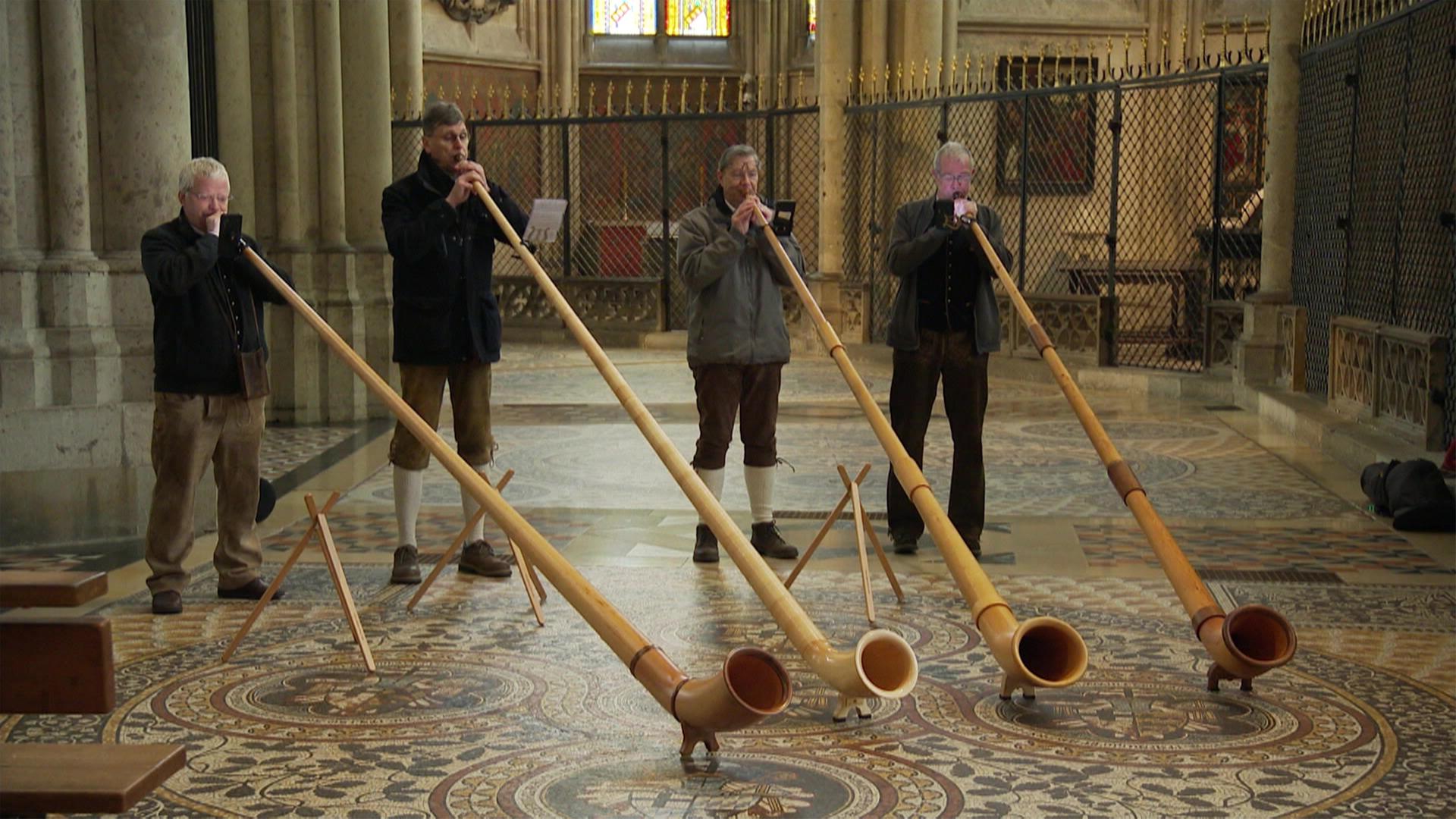 150 Jahre Alpenverein: Alphornbläser im Kölner Dom