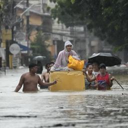 Der Sturm Yagi sorgt auf den Philippinen für überflutete Straßen