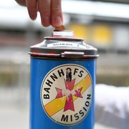 Eine Spendendose der Bahnhofsmission