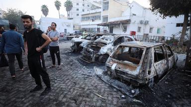 Zerstörung beim Al-Ahli-Krankenhauses im Gazastreifen