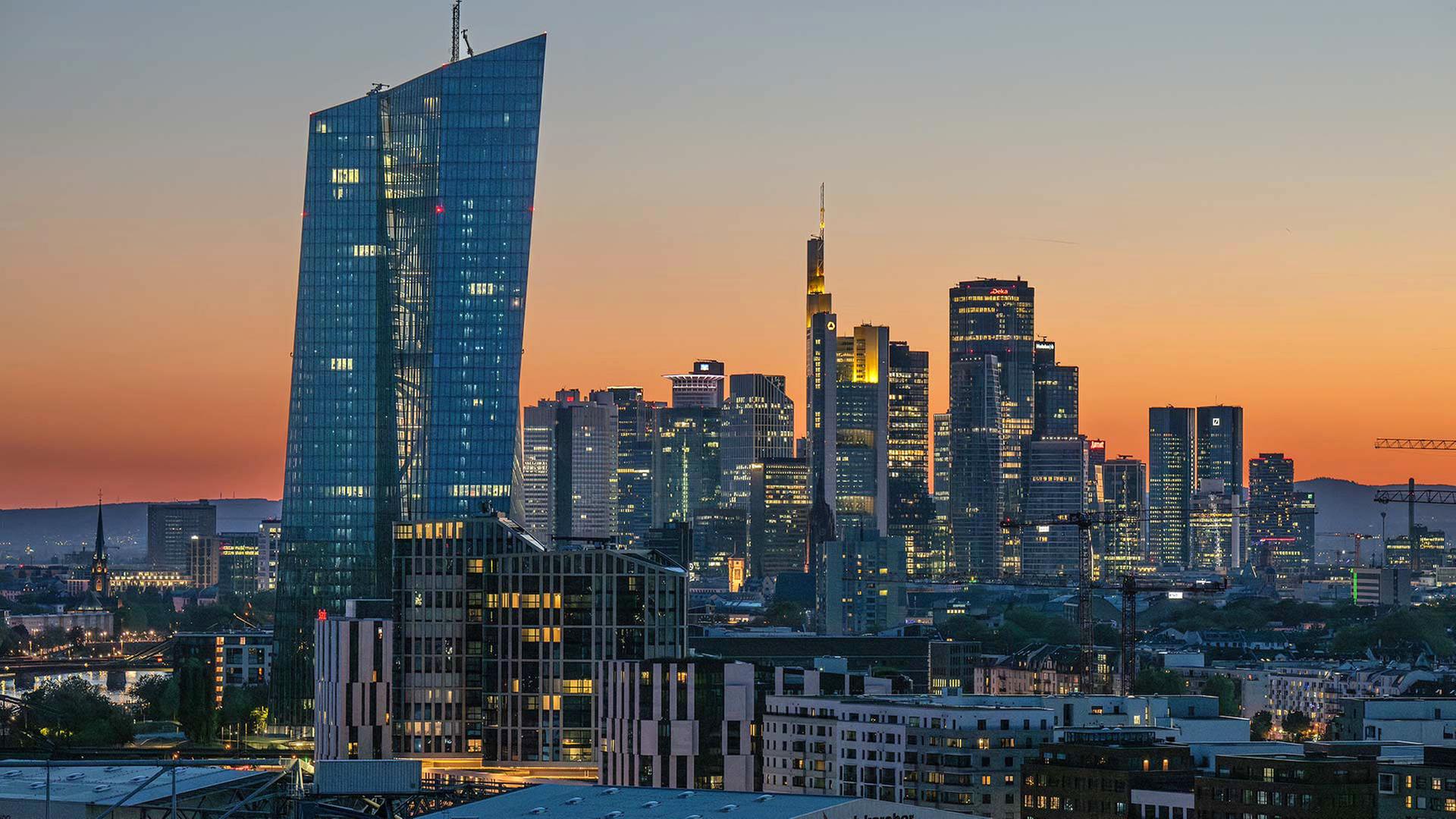 Banken-Skyline und EZB Frankfurt am Main. | picture alliance/dpa