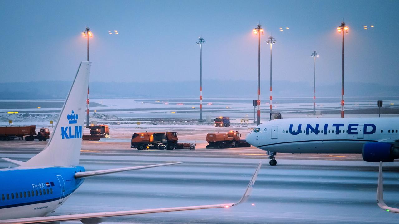Verletzte bei Verkehrsunfällen – Flughafen BER außer Betrieb