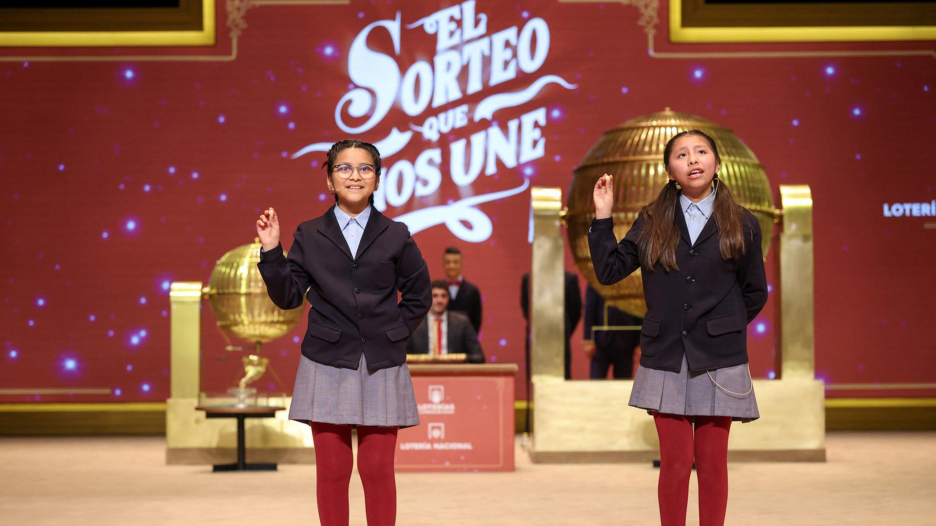 Kinder rufen bei der spanischen Lotterie 