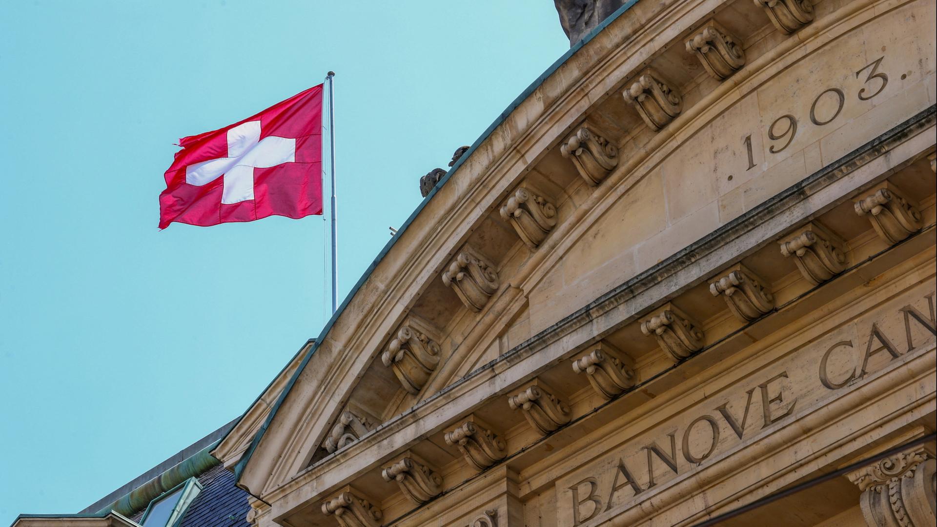 Volksinitiative: Will die Schweiz noch neutraler werden?