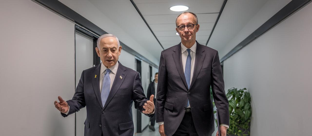Benjamin Netanjahu und Friedrich Merz im Gespräch