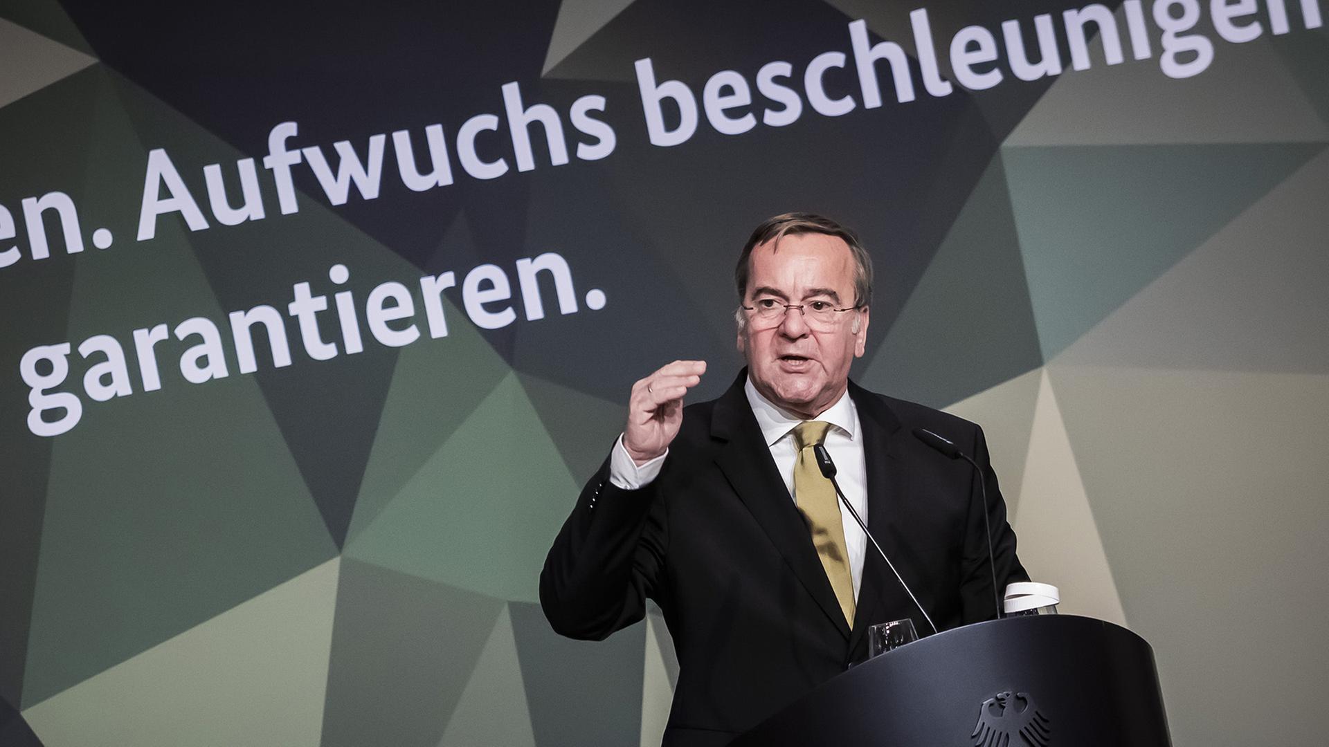 Pistorius will Bundeswehr radikal reformieren und Truppe agiler machen