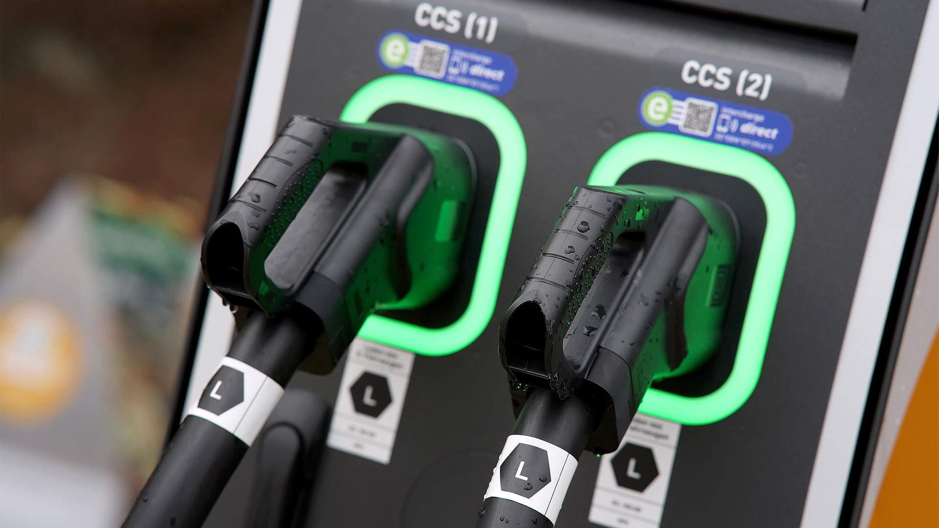 Schnellladestation für E-Autos. | picture alliance / Rene Traut Fo