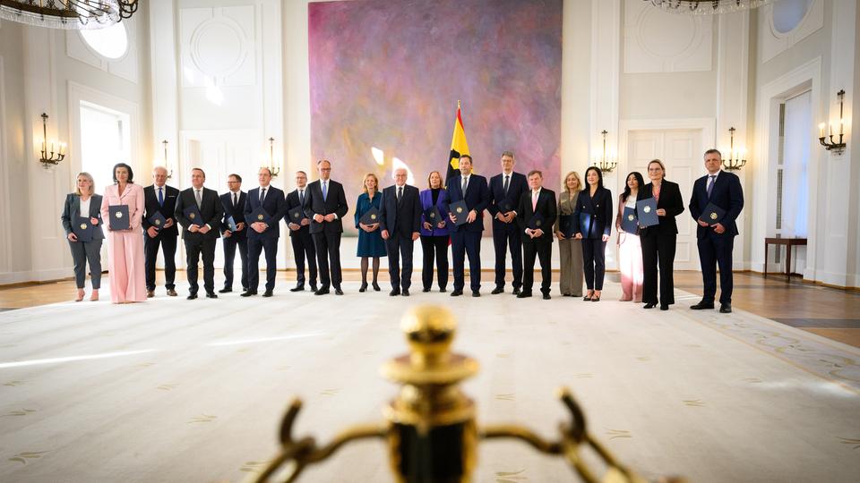 Das Bundeskabinett im Schloss Bellevue, Berlin.