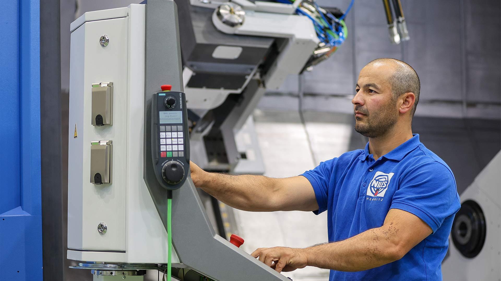 Nazhmiddin Bahkridinov, Fachkraft aus Usbekistan. | picture alliance/dpa