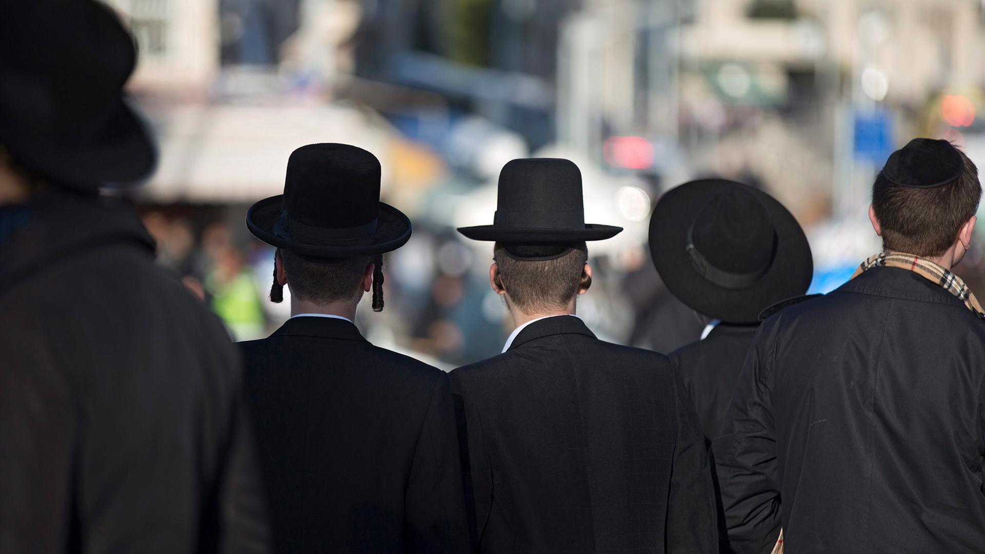Junge ultraorthodoxe Juden  | picture alliance / dpa