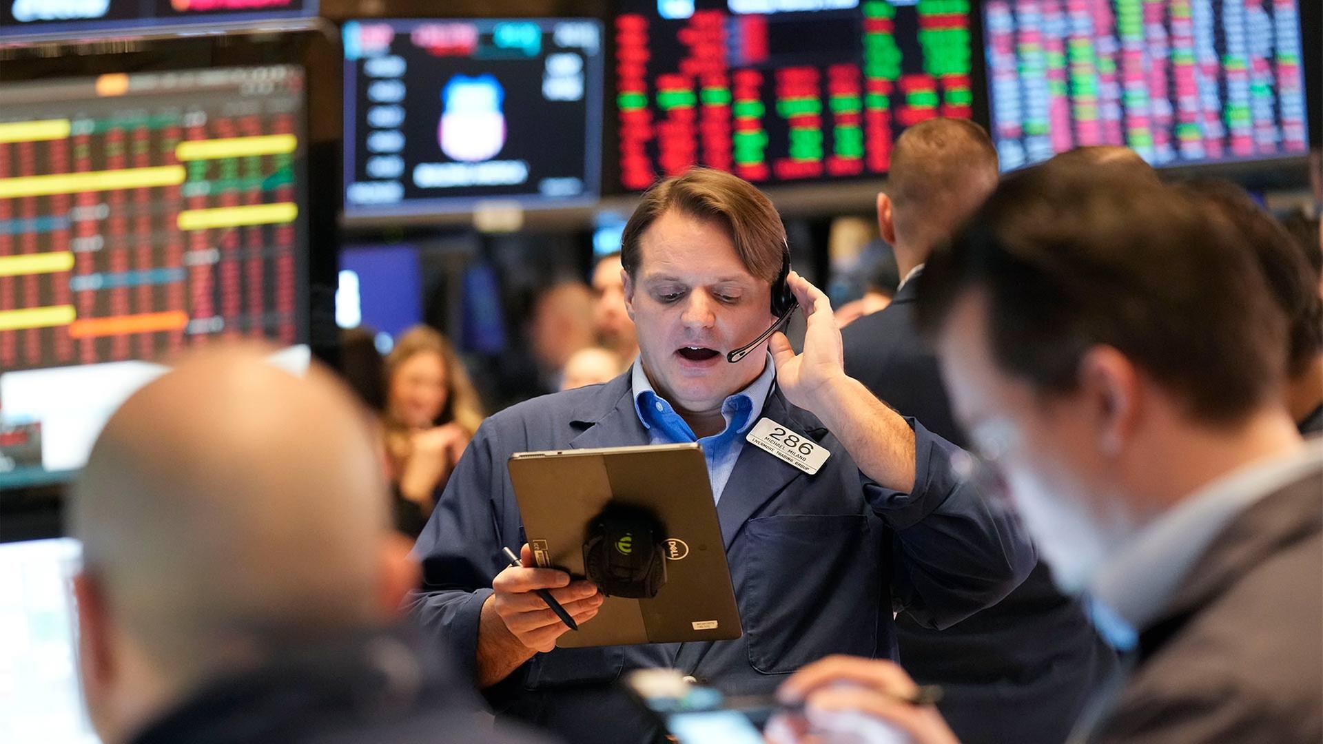 Händler an der New York Stock Exchange | picture alliance/dpa/AP
