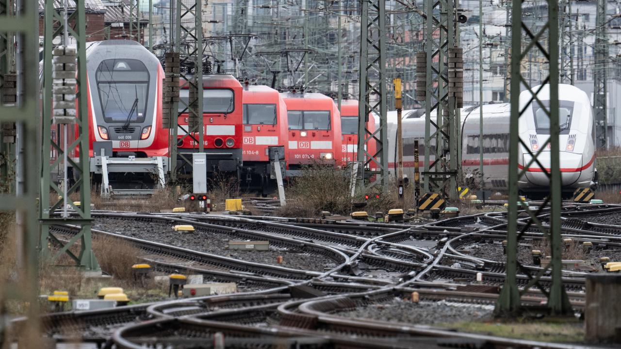 Deutsche Bahn und die Lokführergewerkschaft GDL einigen sich