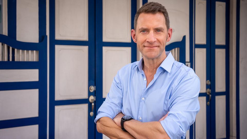 Für die ARD aus Singapur Florian Bahrdt tagesschau.de