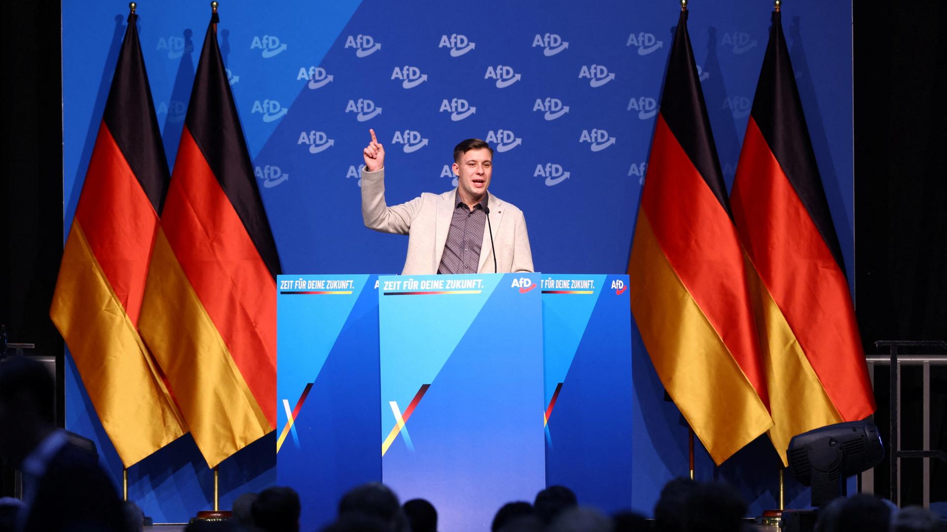 Jean-Pascal Hohm spricht bei einer Veranstaltung der AfD in Gießen. | REUTERS