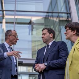 Friedrich Merz, Lars Klingbeil und Saskia Esken 