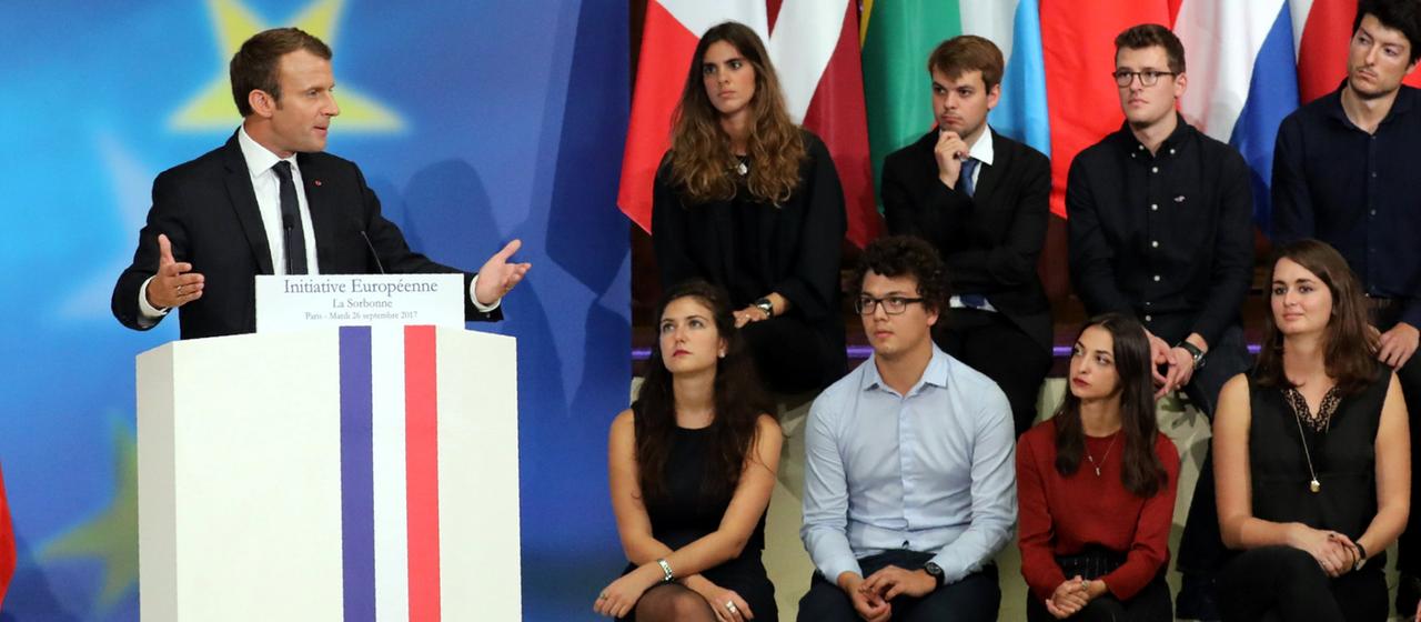 Macron spricht an der Sorbonne