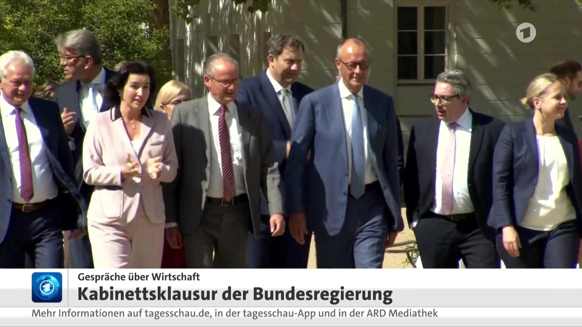 tagesschau in 100 Sekunden