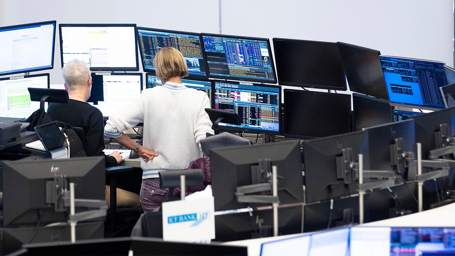 Händlerinnen an der Frankfurter Börse. | picture alliance / photothek.de