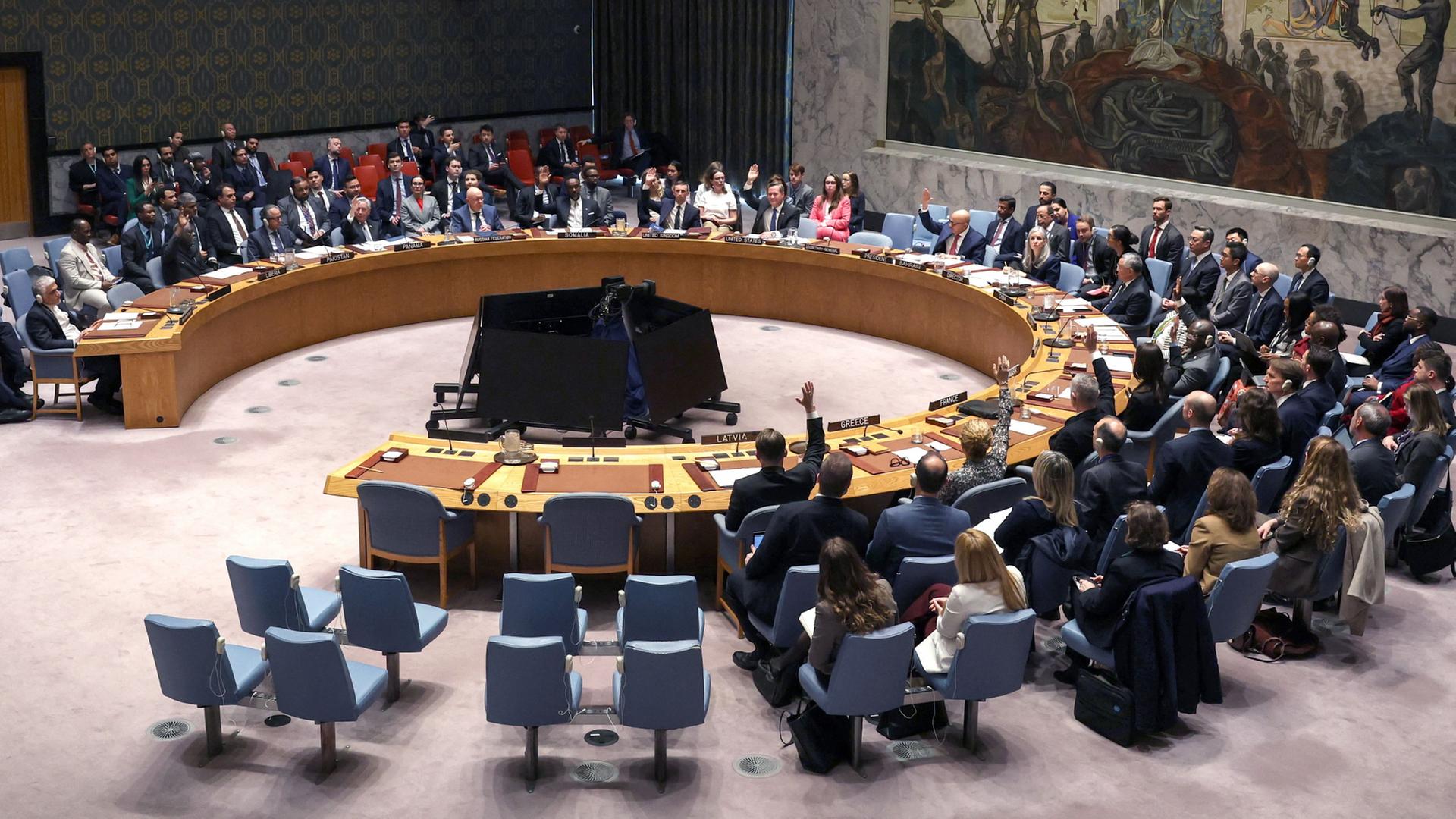 Im UN-Sicherheitsrat wird abgestimmt über eine Wiedereröffnung der Straße von Hormus. | AFP