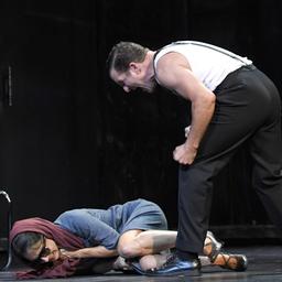 Maria Kstlinger, Raphael von Bargen und Marcus Bluhm whrend einer Probe des Stckes "Die Reise der Verlorenen" am Theater in der Josefstadt.