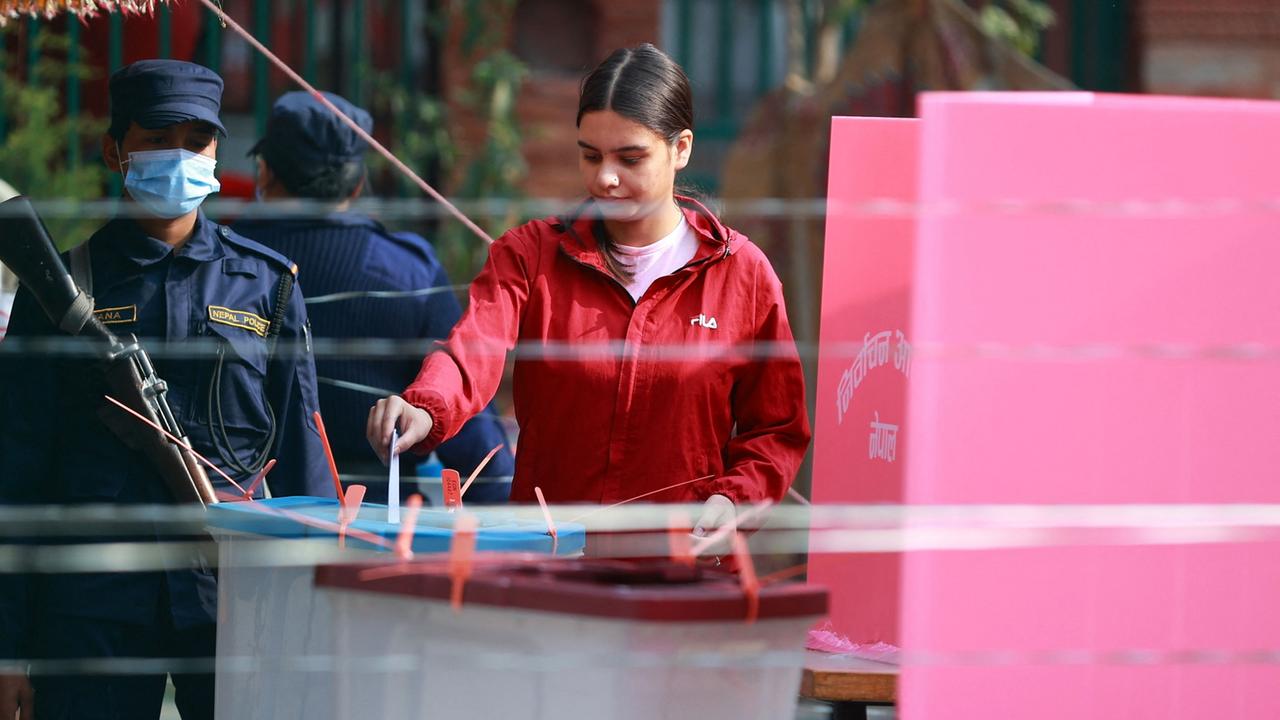 Nach “Gen-Z”-Protesten: Nepal wählt ein neues Parlament