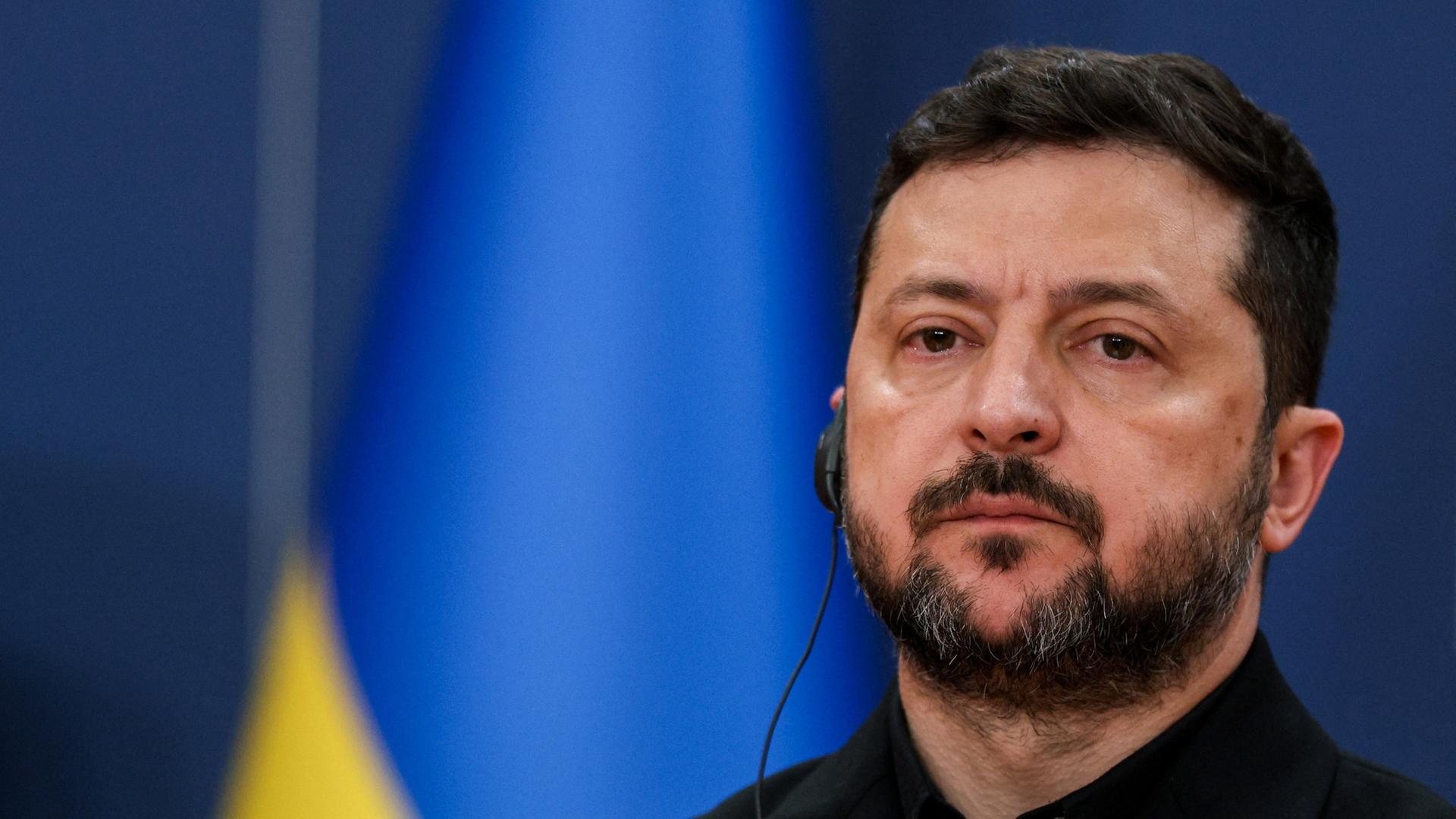 Selenskyj droht mit "angemessener Antwort" auf russische Angriffe