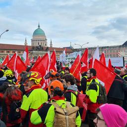 Streik von Gewerkschaften in Potsdam am 11.02.2026. (QUelle: rbb/Stefanie Brockhausen)