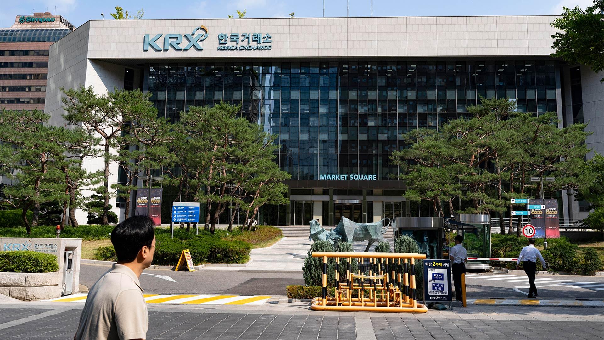 Gebäude der Börse in Seoul, Südkorea. | picture alliance / NurPhoto