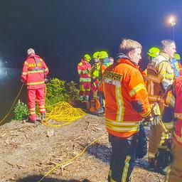 Einsatz am Neckar in Bad Rappenau: In der Nacht ist ein Auto an der Stelle im Neckar versunken.